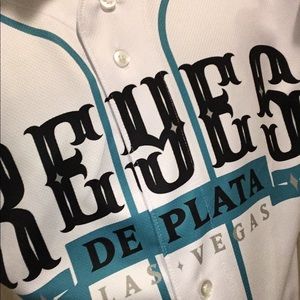 Meet your Posher, Dexter